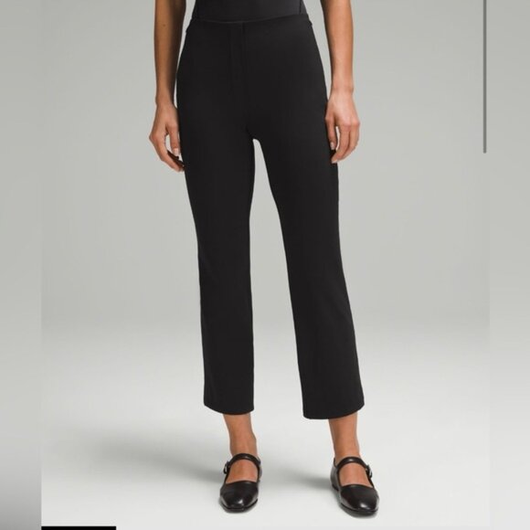 Lululemon Womens Smooth Fit Pull-On High-Rise Cropped Pant Black Size 10 NEW - Picture 1 of 7